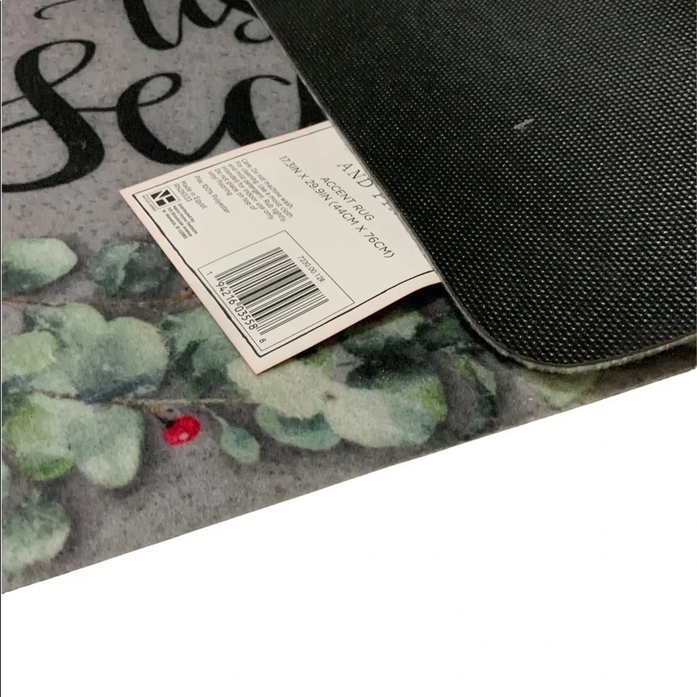 Christmas Wreath “Tis The Season” Accent Rug Clay Grey Multi 17.3” X 29.9” NEW